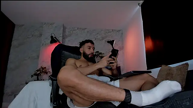 bruno woods online show from December 2025 07:34:02 PM