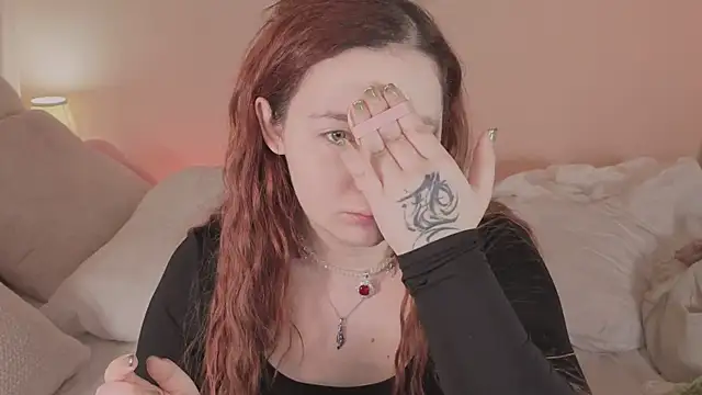 carolina elf online show from November 2025 12:48:02 PM