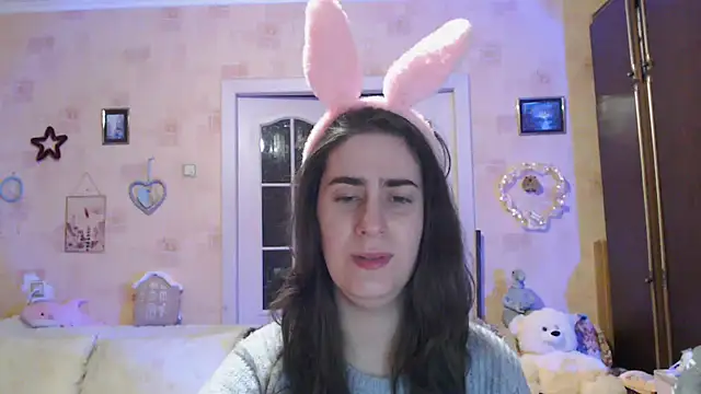 INELIKA online show from November 2025 08:22:02 PM