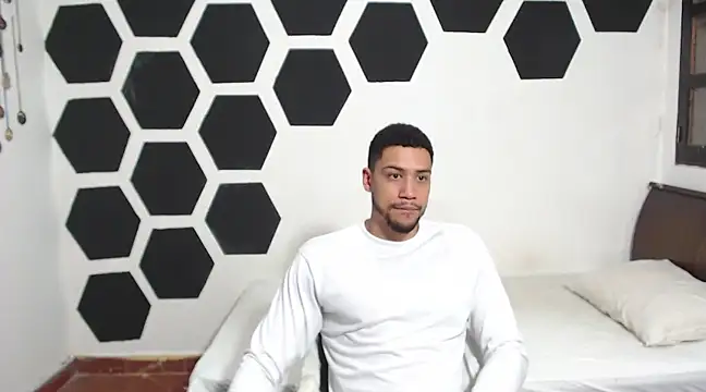 Jhors  Collens online show from January 2025 05:11:01 AM