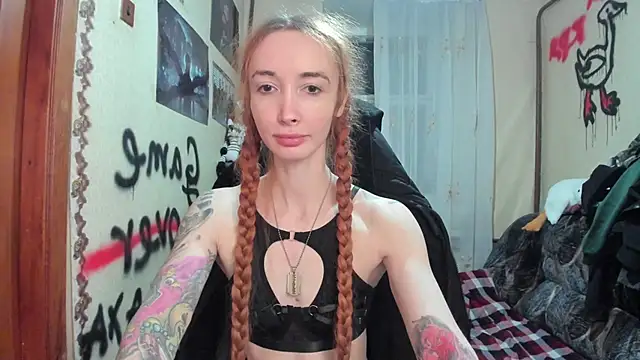 Roxy Silver online show from February 2025 09:58:02 PM