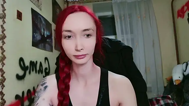 Snapshot of Roxy_Silver chatting on May 2026 07:40:02 PM Roxy Silver online show from May 2026 07:40:02 PM