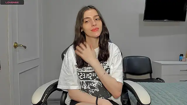 broosnica1 online show from December 2025 06:55:01 AM