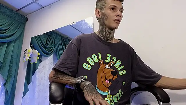 Stuart Boy  online show from February 2025 02:45:01 AM