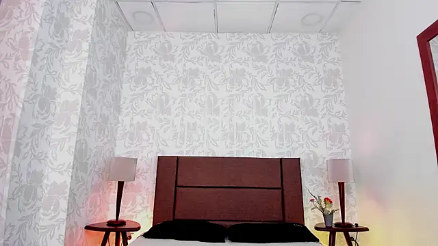 xenia golden online show from December 2025 02:15:01 PM