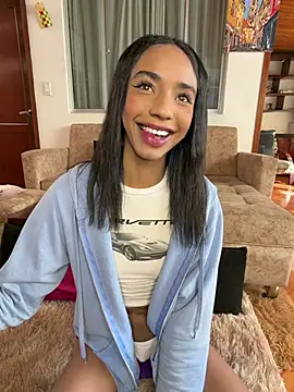 Snapshot of xenia_golden chatting on July 2026 02:13:01 PM xenia golden online show from July 2026 02:13:01 PM