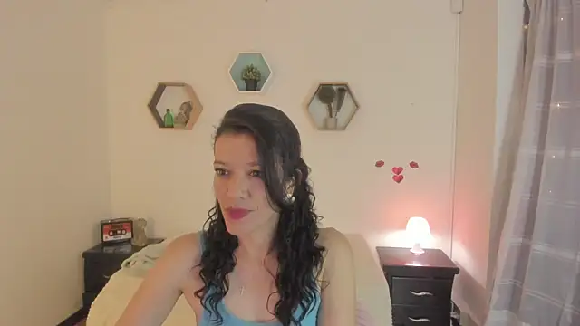 Snapshot of Paloma_victory chatting on April 2026 08:44:01 PM Paloma victory online show from April 2026 08:44:01 PM