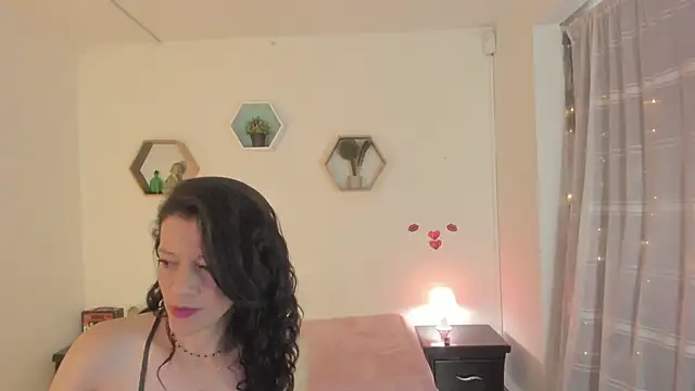 Snapshot of Paloma_victory chatting on May 2026 03:16:02 PM Paloma victory online show from May 2026 03:16:02 PM