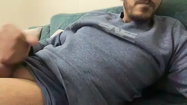 Snapshot of Mooka69 chatting on December 2025 04:35:01 PM Mooka69 online show from December 2025 04:35:01 PM