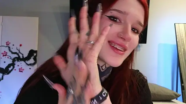 Snapshot of SophieInkk chatting on February 2026 11:54:01 PM SophieInkk online show from February 2026 11:54:01 PM