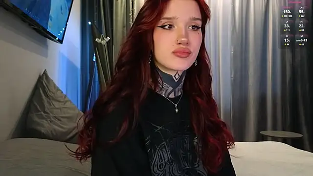 Snapshot of SophieInkk chatting on February 2026 04:43:02 AM SophieInkk online show from February 2026 04:43:02 AM