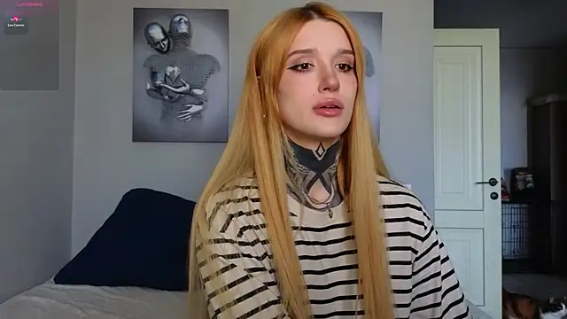 SophieInkk online show from June 2026 05:09:01 AM