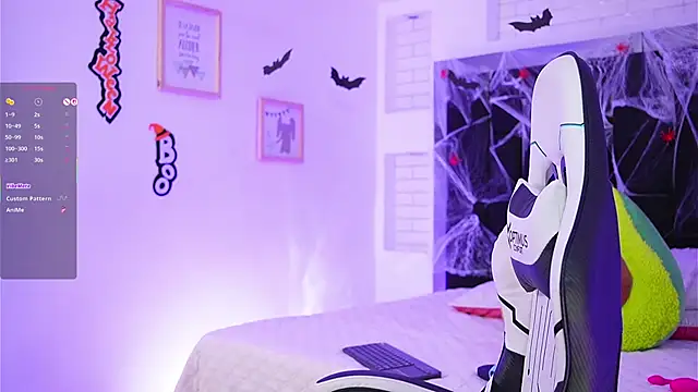 Snapshot of Marianamonroe_ chatting on October 2025 06:58:02 PM Marianamonroe online show from October 2025 06:58:02 PM