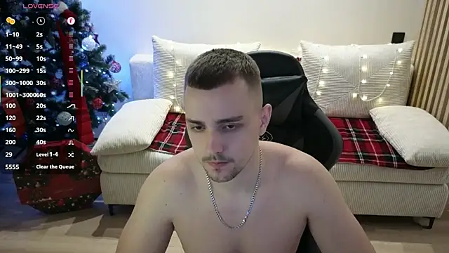 Larstar01 online show from December 2025 10:50:01 PM