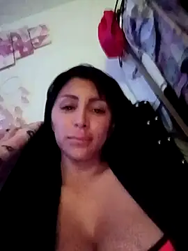 Snapshot of tiffani__love chatting on October 2025 12:14:02 PM tiffani love online show from October 2025 12:14:02 PM