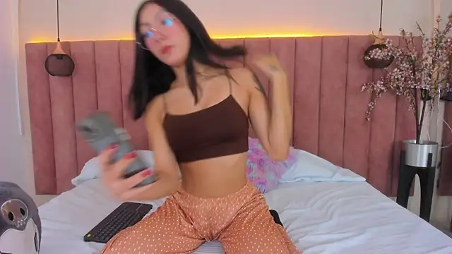 MarianaBranzz online show from January 2025 01:35:01 PM