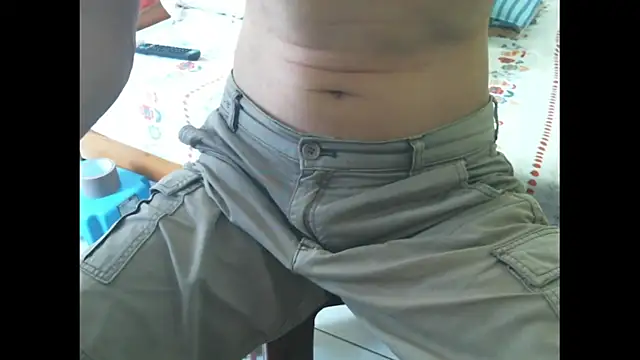 Snapshot of triangle0623 chatting on July 2026 03:21:01 AM triangle0623 online show from July 2026 03:21:01 AM