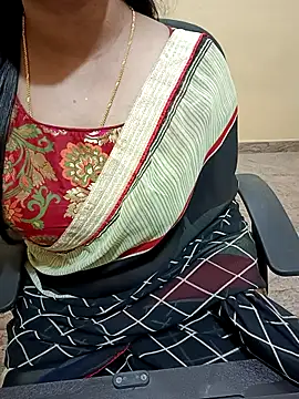 Snapshot of Nithya_05 chatting on November 2025 05:34:02 PM Nithya 05 online show from November 2025 05:34:02 PM