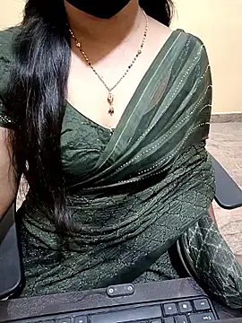 Snapshot of Nithya_05 chatting on November 2025 05:17:01 AM Nithya 05 online show from November 2025 05:17:01 AM