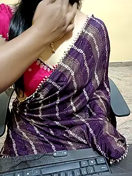 Snapshot of Nithya_05 chatting on November 2025 04:29:02 PM Nithya 05 online show from November 2025 04:29:02 PM