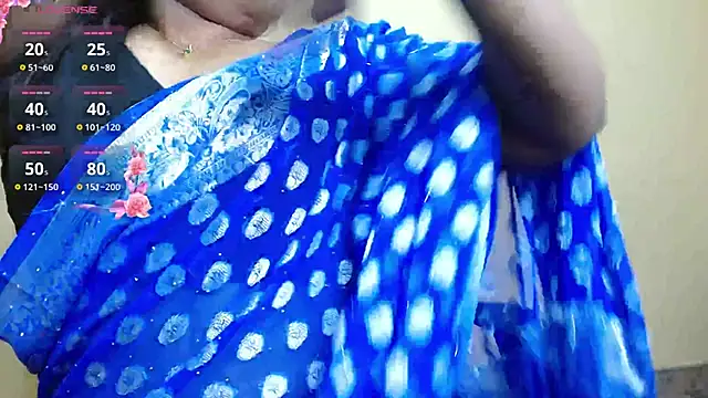 Snapshot of Nithya_05 chatting on November 2025 05:18:01 AM Nithya 05 online show from November 2025 05:18:01 AM