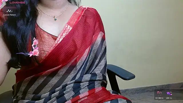 Snapshot of Nithya_05 chatting on November 2025 05:01:01 PM Nithya 05 online show from November 2025 05:01:01 PM