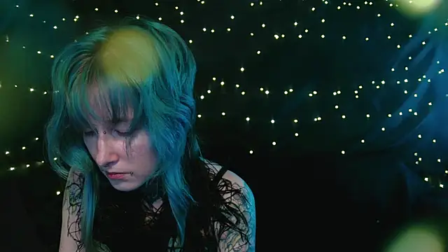 Littlespacemouse online show from November 2025 02:05:01 PM