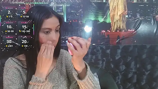 Snapshot of Catalella_Ar chatting on April 2026 03:26:01 AM Catalella Ar online show from April 2026 03:26:01 AM