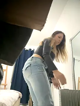 Snapshot of Sashabunny chatting on October 2025 08:42:01 PM Sashabunny online show from October 2025 08:42:01 PM