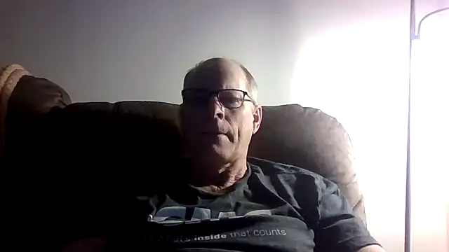 Snapshot of pjkrun66 chatting on November 2025 11:38:02 PM pjkrun66 online show from November 2025 11:38:02 PM