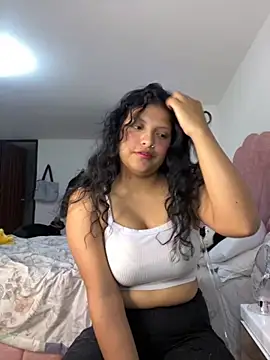 Snapshot of tati__22 chatting on September 2025 12:03:02 AM tati  22 online show from September 2025 12:03:02 AM