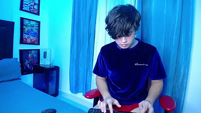 Snapshot of andyboy- chatting on February 2025 02:06:02 AM andyboy- online show from February 2025 02:06:02 AM