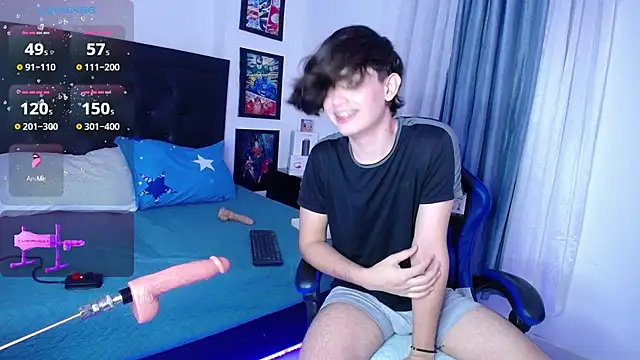 Snapshot of andyboy- chatting on October 2025 10:43:02 PM andyboy- online show from October 2025 10:43:02 PM