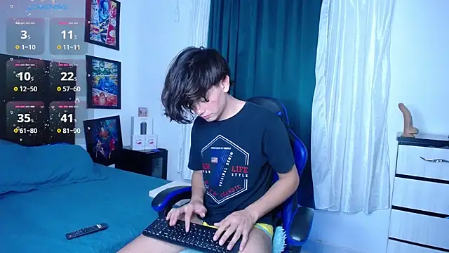 Snapshot of andyboy- chatting on December 2025 12:16:01 AM andyboy- online show from December 2025 12:16:01 AM