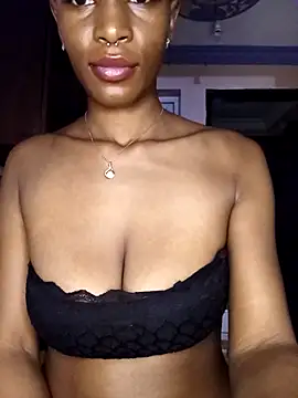 Ayrella02 online show from February 2026 05:01:01 PM