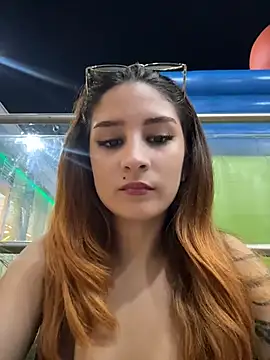 Mon Cherry online show from March 2026 01:18:01 AM