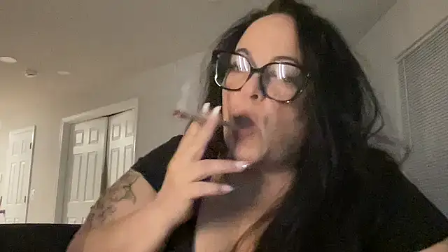 Snapshot of CarissmaDeLuca chatting on February 2026 04:13:02 AM CarissmaDeLuca online show from February 2026 04:13:02 AM