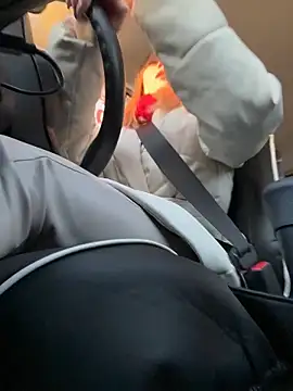 Snapshot of LavenderHot chatting on February 2026 02:21:01 AM LavenderHot online show from February 2026 02:21:01 AM