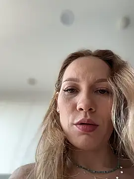 LavenderHot online show from March 2026 01:11:01 AM