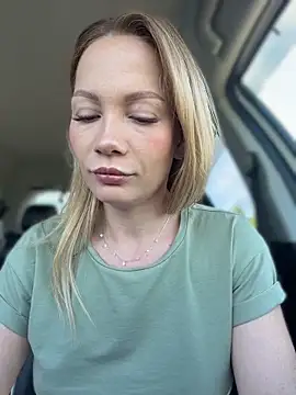 LavenderHot online show from May 2026 02:28:02 AM