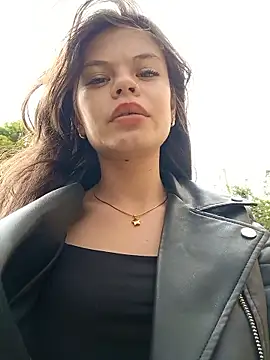 Snapshot of Violeta_12- chatting on April 2026 08:01:02 PM Violeta 12- online show from April 2026 08:01:02 PM