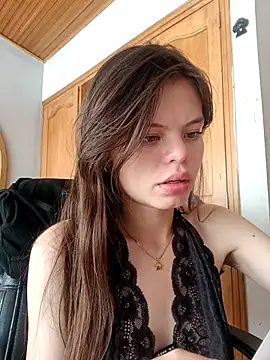 Snapshot of Violeta_12- chatting on April 2026 07:53:02 PM Violeta 12- online show from April 2026 07:53:02 PM