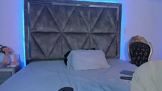 Deiisy Queen online show from September 2025 07:03:02 PM