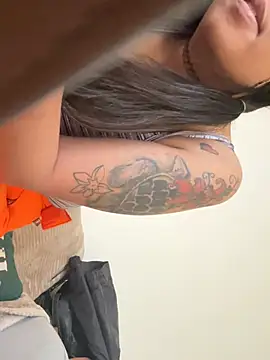 Snapshot of Gin4Cole chatting on February 2025 03:26:01 PM Gin4Cole online show from February 2025 03:26:01 PM