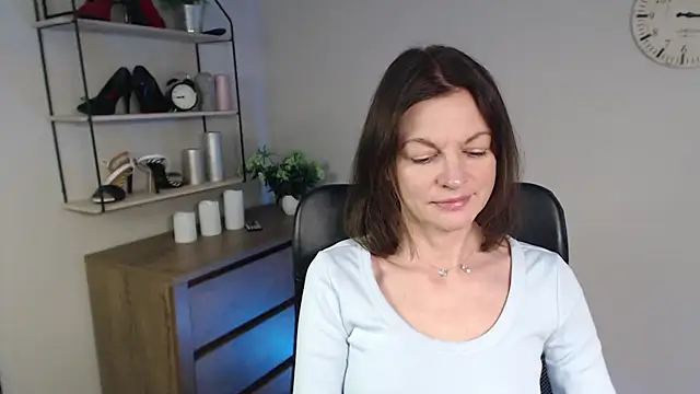 VivianWILD online show from February 2025 06:53:02 AM