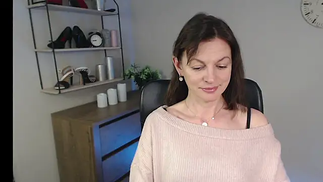 VivianWILD online show from February 2025 10:27:02 AM