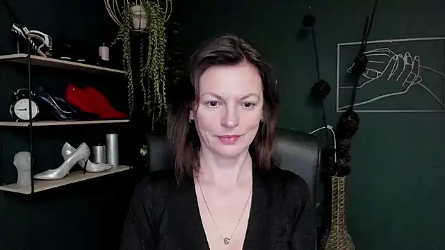 VivianWILD online show from March 2025 07:04:02 AM