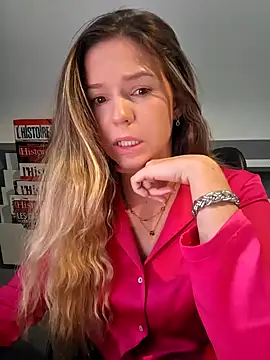 lucie mehott online show from October 2025 07:28:02 AM