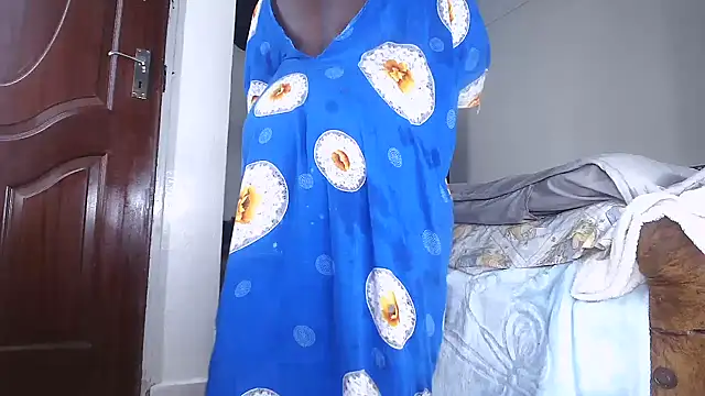 shoshortyy online show from July 2026 12:12:02 AM