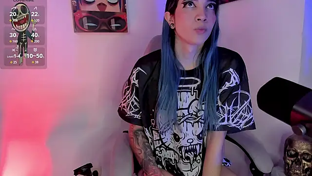 sofi pretty uwu- online show from May 2026 01:45:01 AM